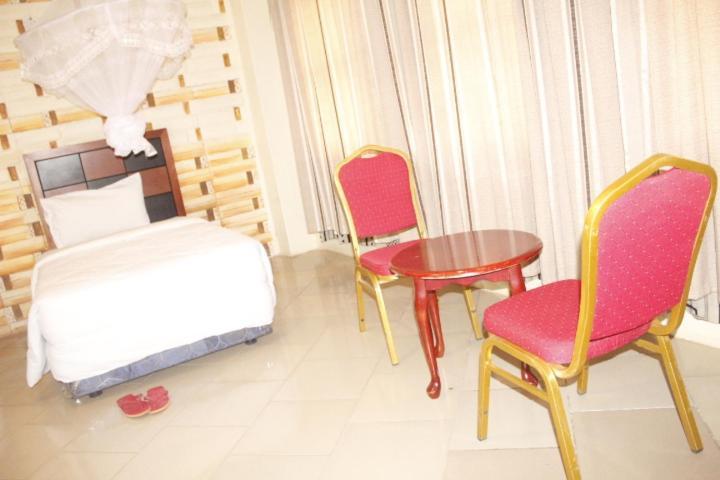 Rwizi View Hotel Mbarara Exterior foto